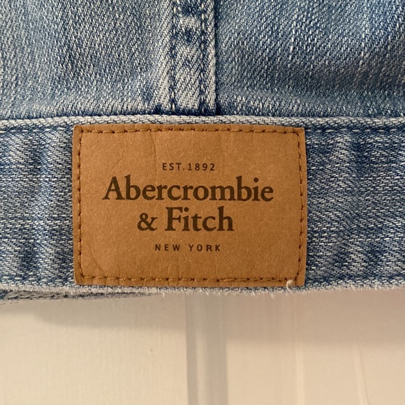 EUC Abercrombie and Fitch Jean Jacket - Picture 4 of 8